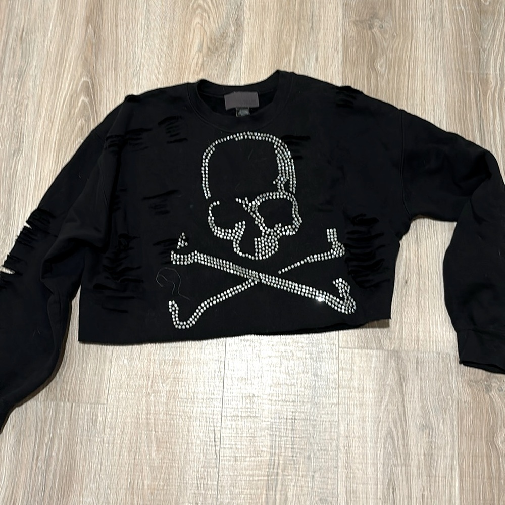 NWOT Carmar crop sweatshirt